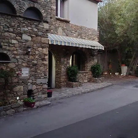 Avec Barbecue Exterieur 4 Chambres En Pierre A 5 Min Du Perthus * Les Cluses