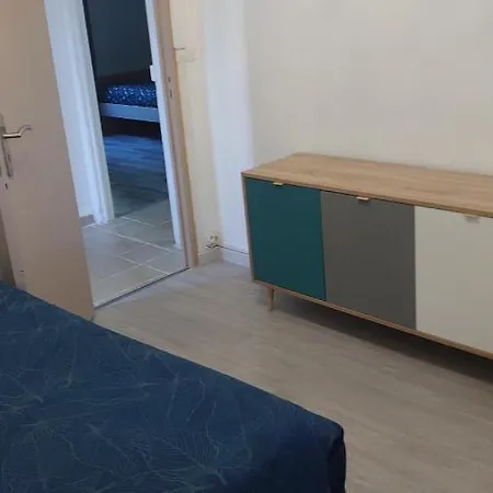 Avec Barbecue Exterieur 4 Chambres En Pierre A 5 Min Du Perthus *